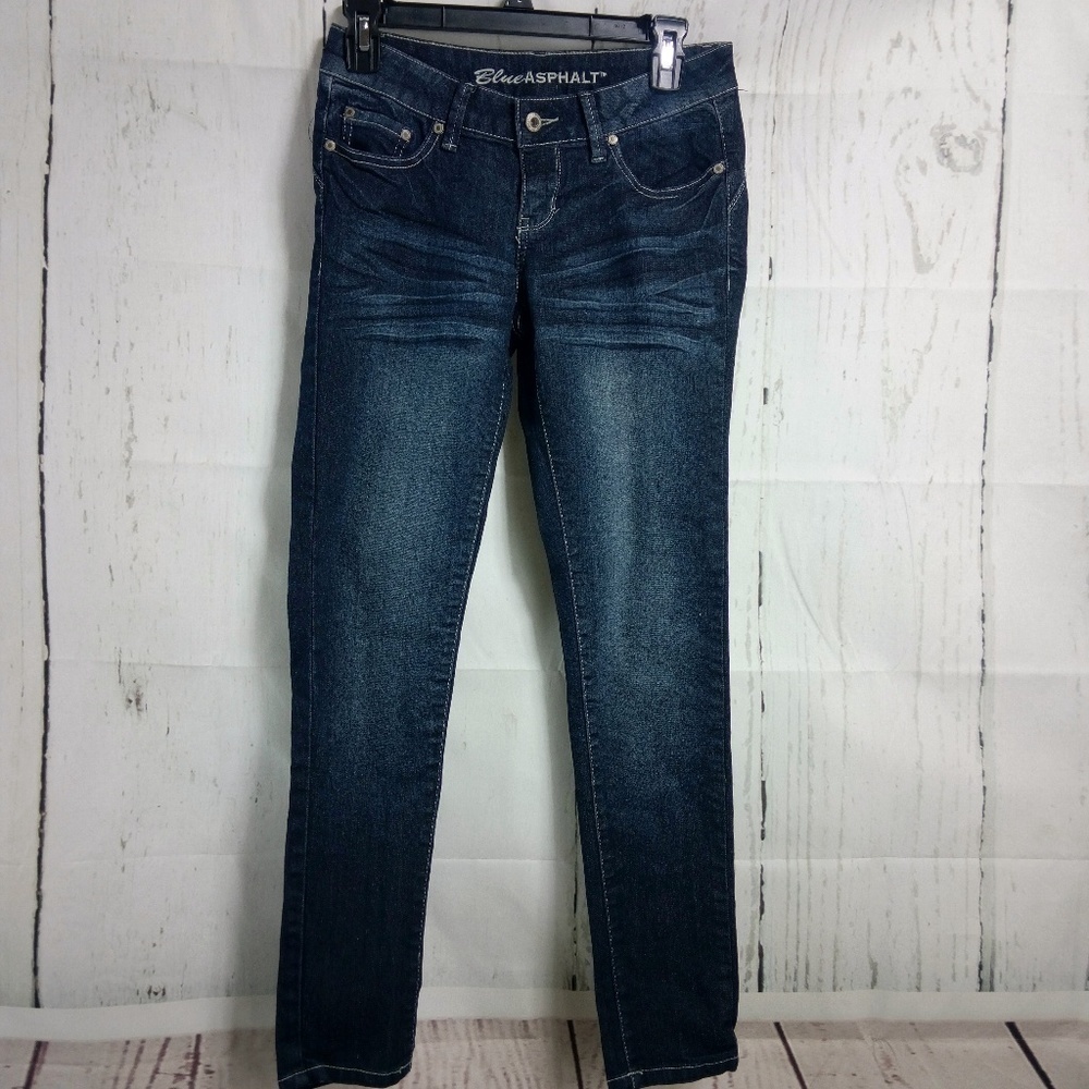Blue Asphalt Women's Size 7S Skinny Cropped Jeans